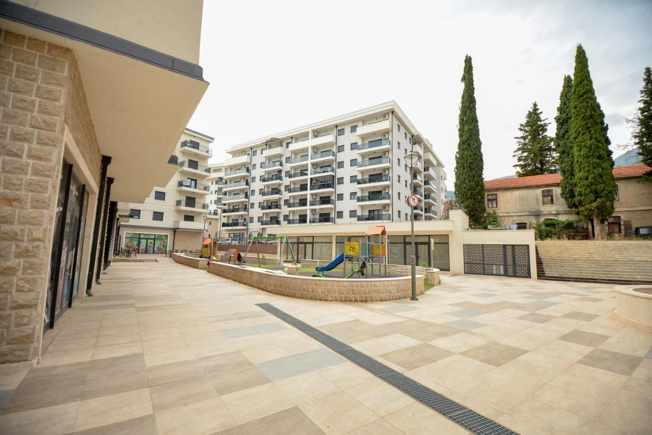 Pine 1 Apartment In The Center Требинє Екстер'єр фото
